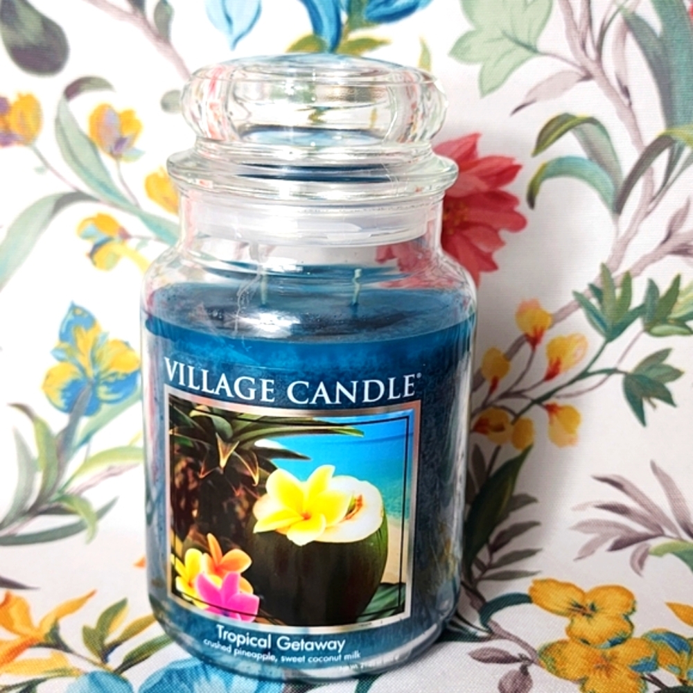 New Village Candle Tropical Getaway Coconut + Pineapple